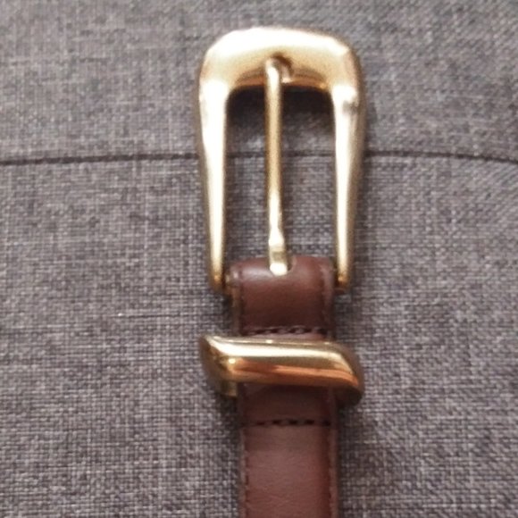 Rare vintage Coach Elegant Brown Leather Belt with Gold Buckle - Picture 1 of 7